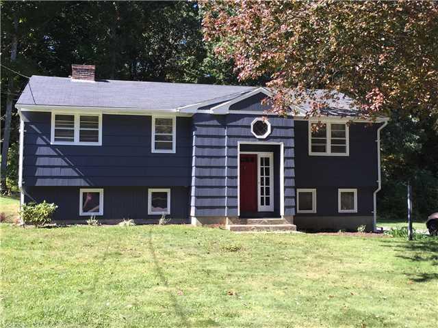 Exterior Front. 3 BD SPACIOUS RR WITH GREAT YARD