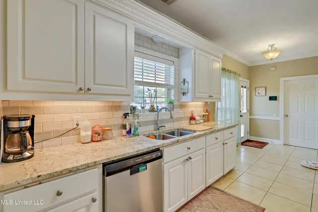 $310,000 | 705 Prominence Drive, Flowood, MS 39232