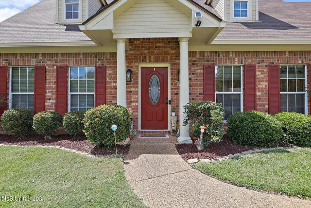 $310,000 | 705 Prominence Drive, Flowood, MS 39232