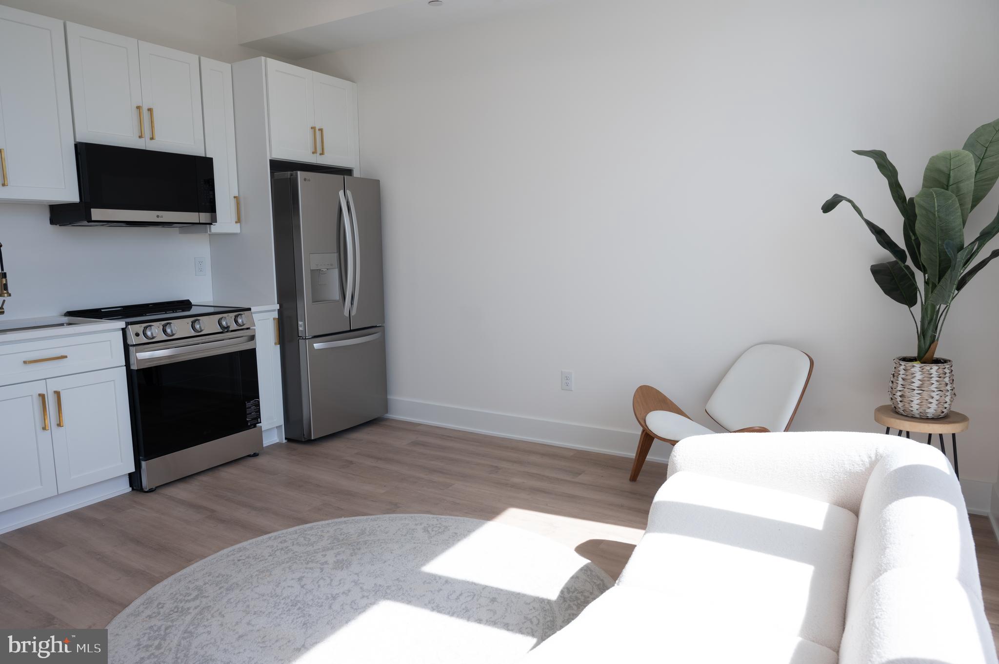 2105 M Street Northeast, Unit 11 Washington, DC 20002 - Photo 3 of 59
