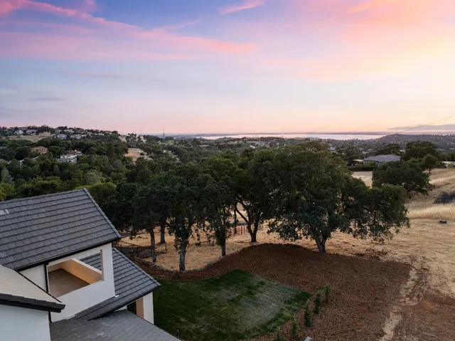 $2,449,000 | 4930 Greyson Creek Drive, El Dorado Hills, CA 95762