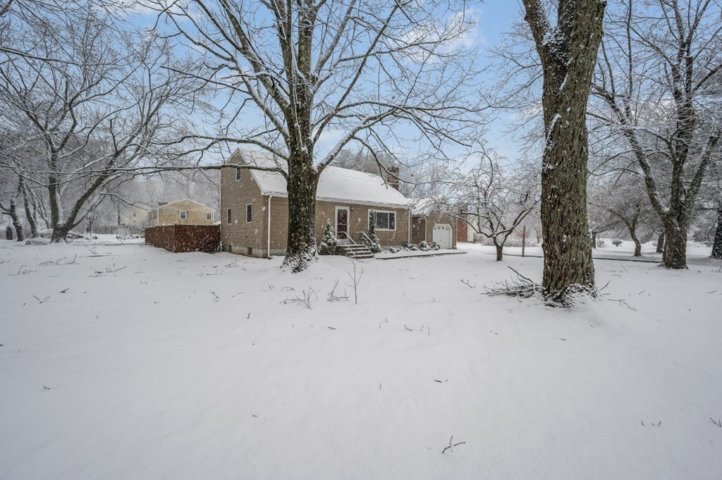 7 Juniper Brook Road Northborough, MA 01532 - Photo 36 of 42 Gallery Image 36