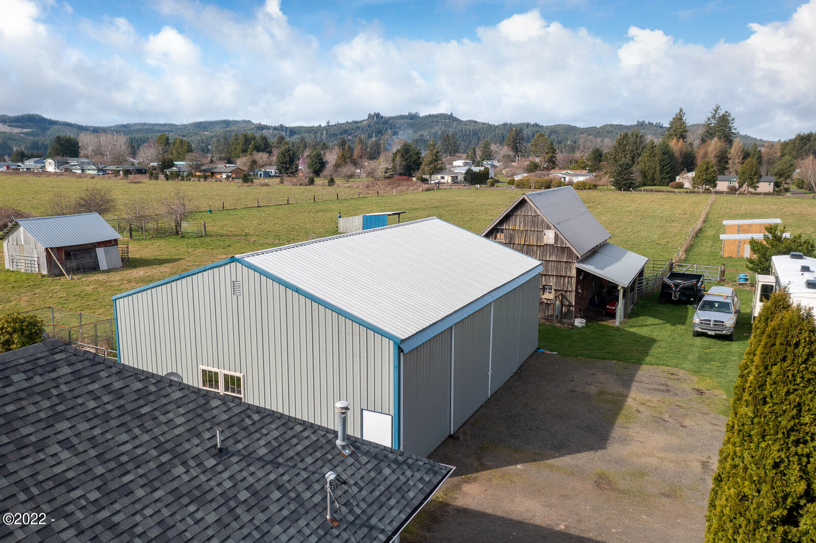 477 Southwest Ferry Avenue Siletz, OR 97380 - Photo 11 of 30 477SWFerry-A-24