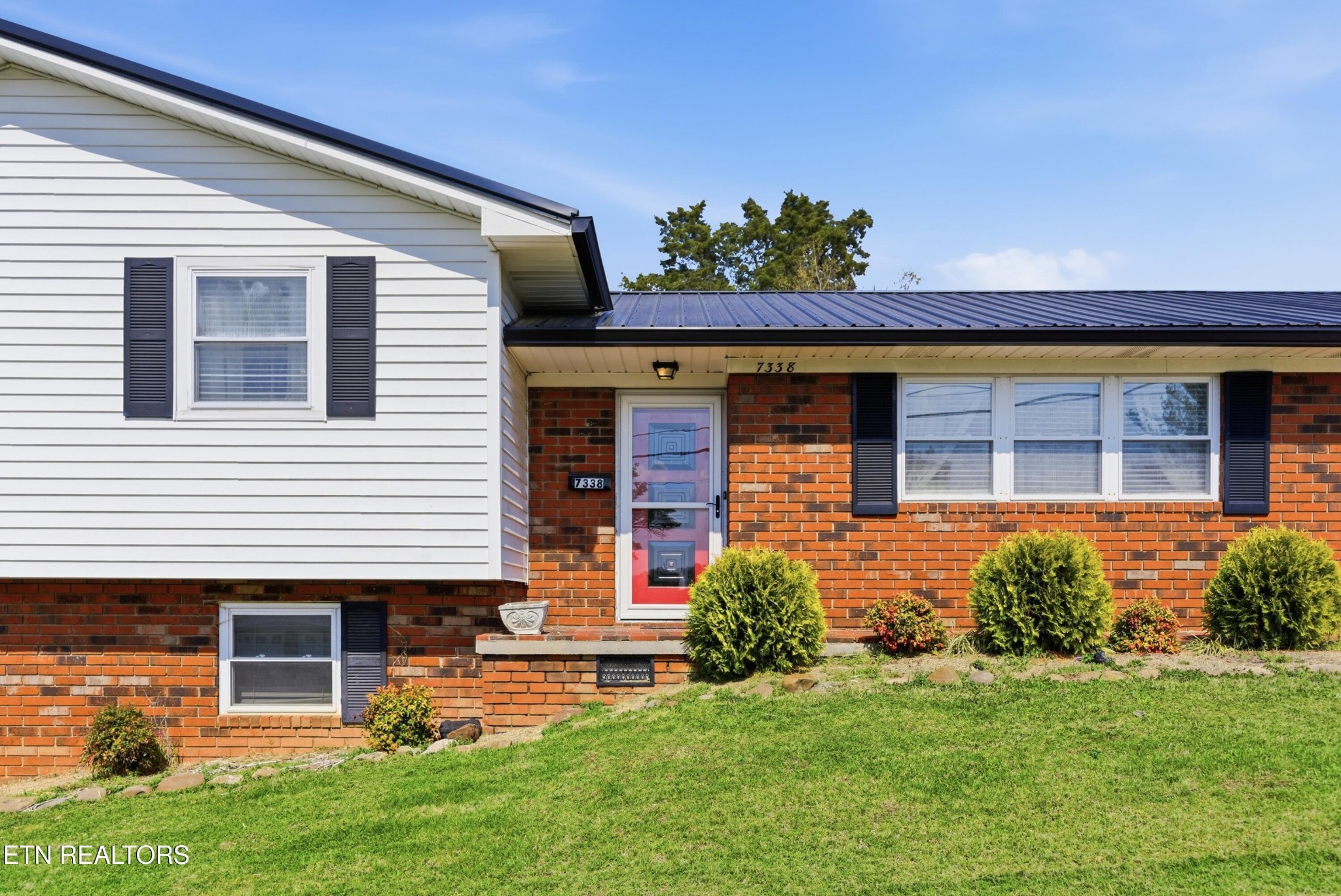 7336 Palmleaf Road Knoxville, TN 37918 - Photo 2 of 39 Gallery Image 2