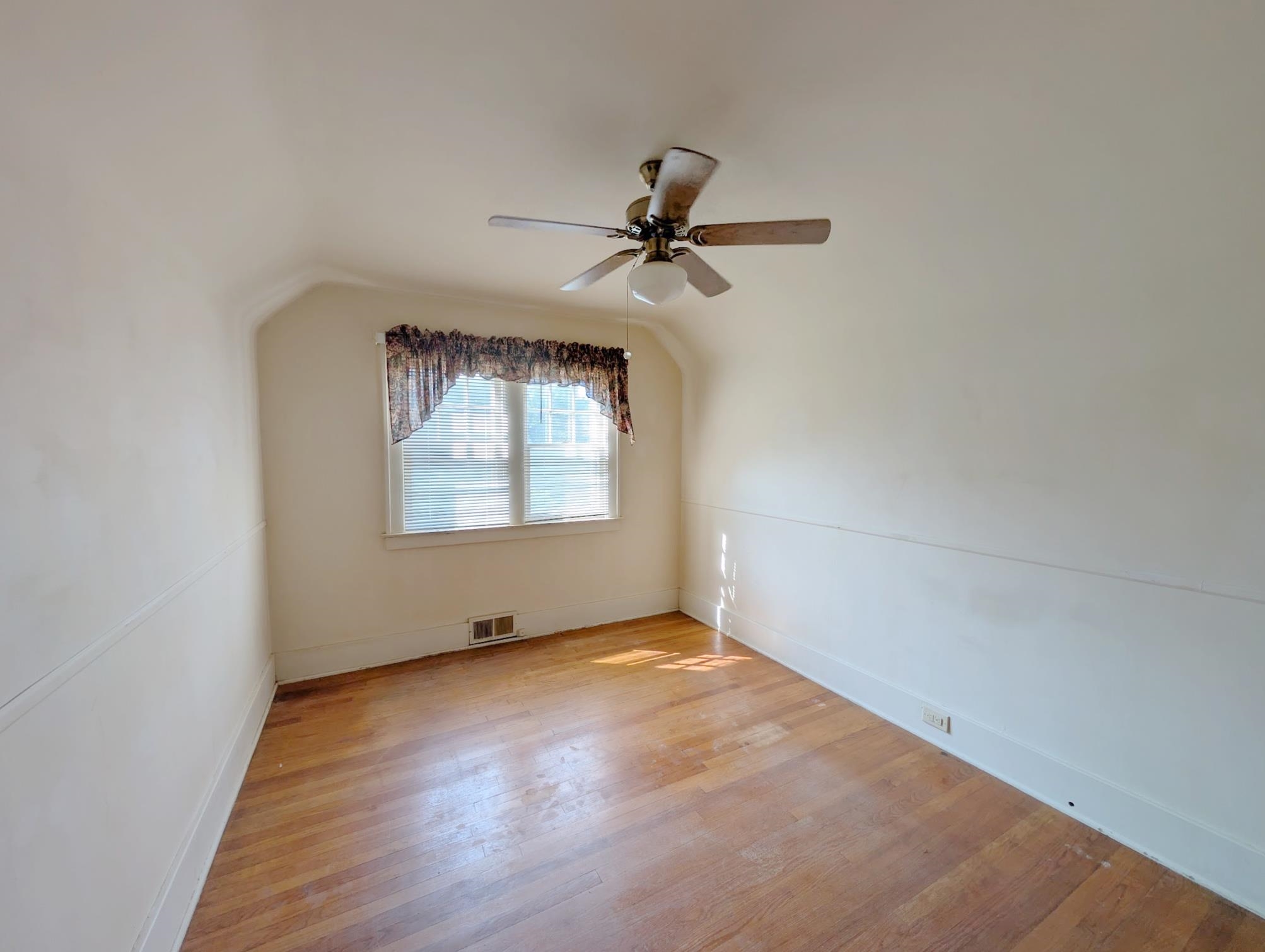 502 Dougherty Place Flint, MI 48504 - Photo 17 of 27