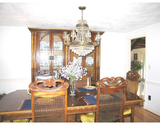 55 Pasture Road Reading, MA 01867 - Photo 9 of 14 Gallery Image 9