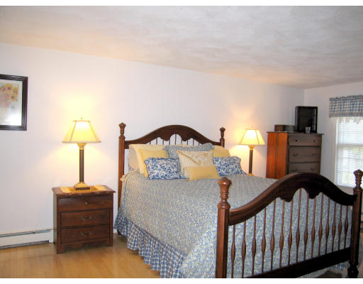 55 Pasture Road Reading, MA 01867 - Photo 10 of 14 Gallery Image 10