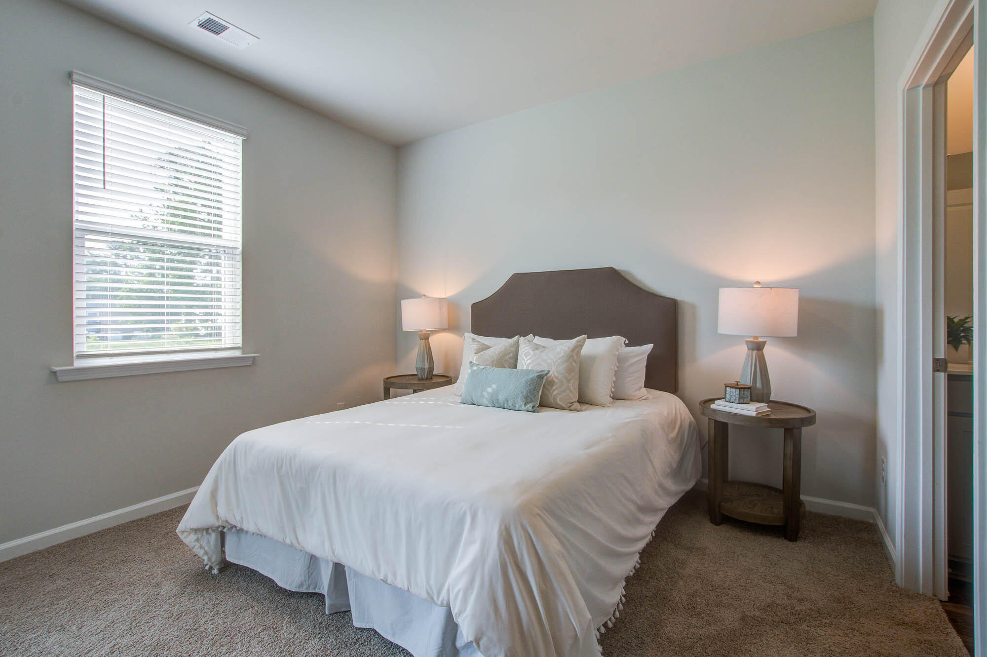 1072 Peridote Way Ladson, SC 29456 - Photo 16 of 23 130 (16)