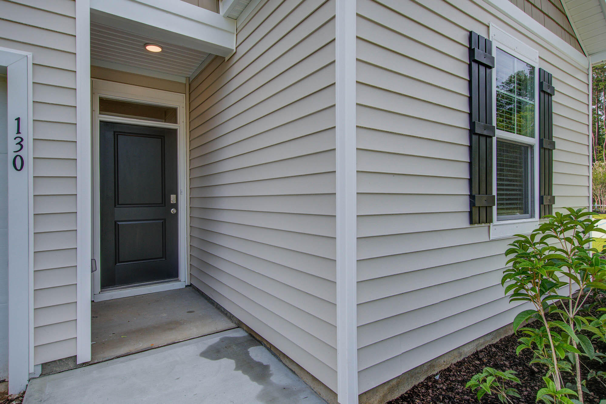 1072 Peridote Way Ladson, SC 29456 - Photo 4 of 23 130 (4)