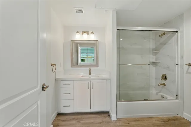 $3,200 | 11302 Morrison Street, Unit 302, North Hollywood, CA 91601