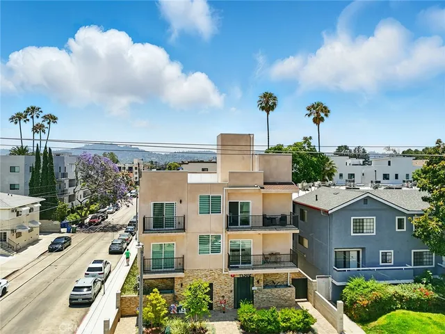 $3,200 | 11302 Morrison Street, Unit 302, North Hollywood, CA 91601