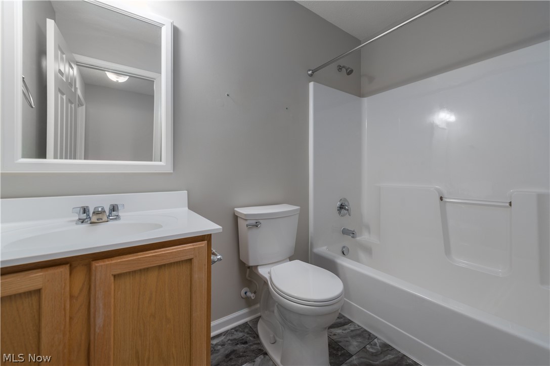 157 Stone Ridge Way Berea, OH 44017 - Photo 40 of 50 Second Level Full Bathroom
