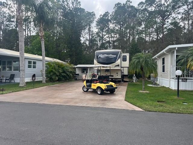 447 Pine Loop Frostproof, FL 33843 - Photo 3 of 20 a view of outdoor space yard and green space