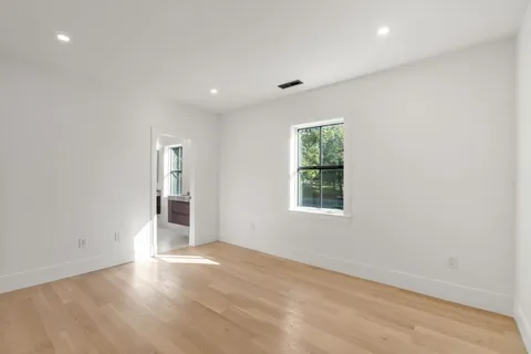 $2,799,000 | 365 Worcester Street, Wellesley, MA 02481