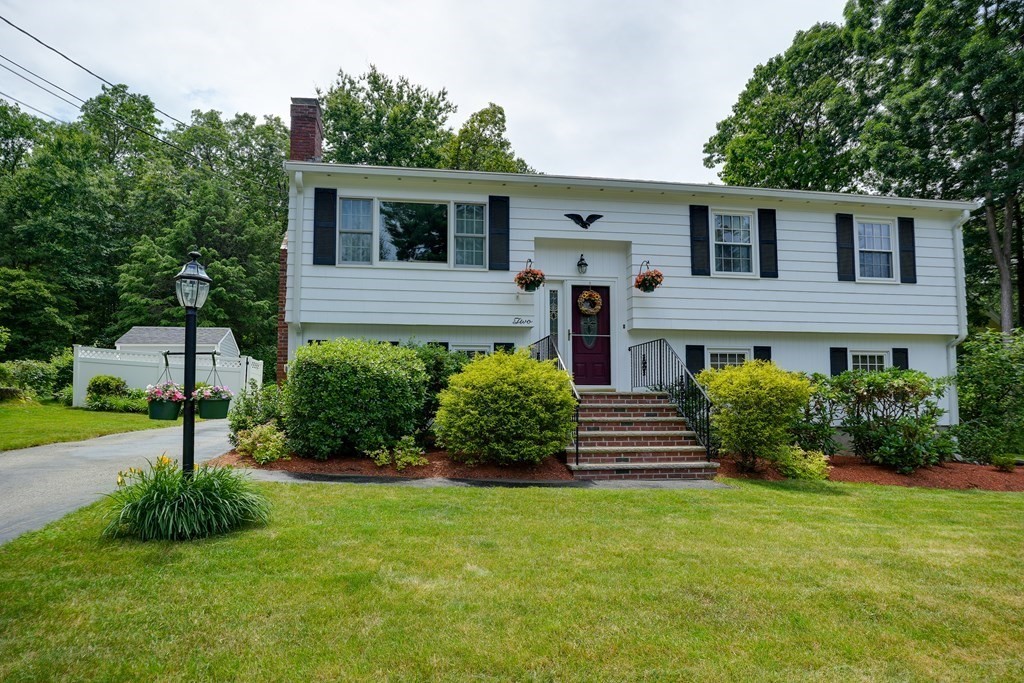 2 Town Line Road Burlington, MA 01803 - Photo 3 of 39