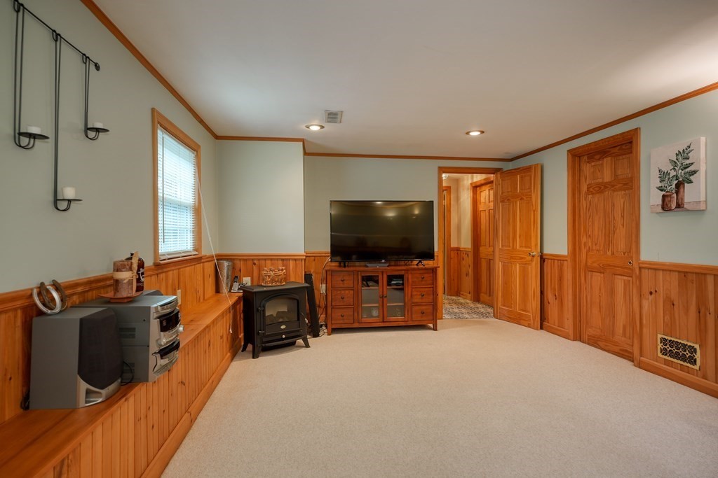 2 Town Line Road Burlington, MA 01803 - Photo 31 of 39