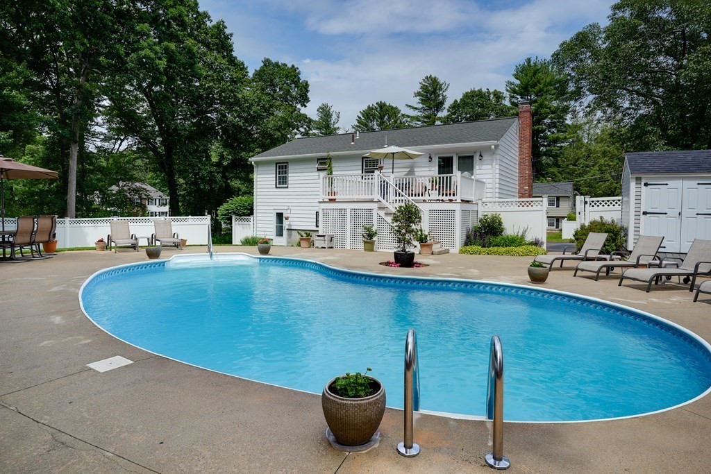 2 Town Line Road Burlington, MA 01803 - Photo 4 of 39
