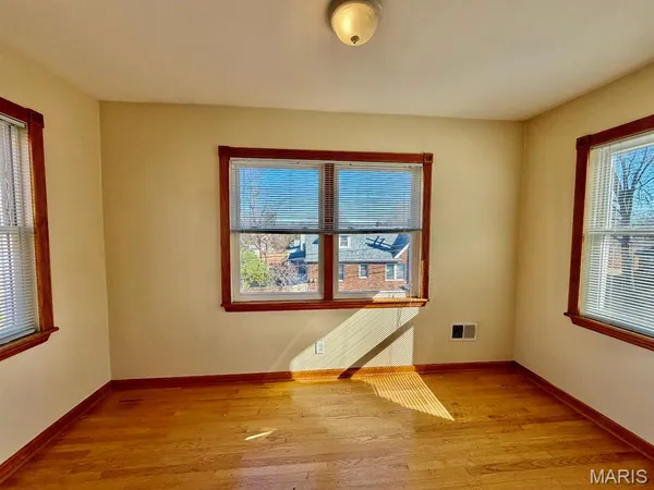 $324,900 | 5477 Loughborough Avenue, St. Louis, MO 63109