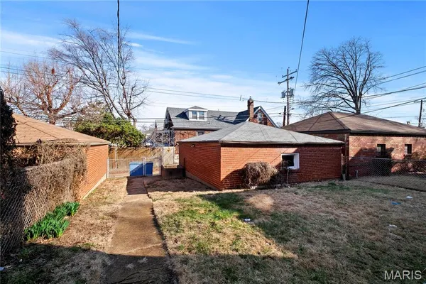 $324,900 | 5477 Loughborough Avenue, St. Louis, MO 63109