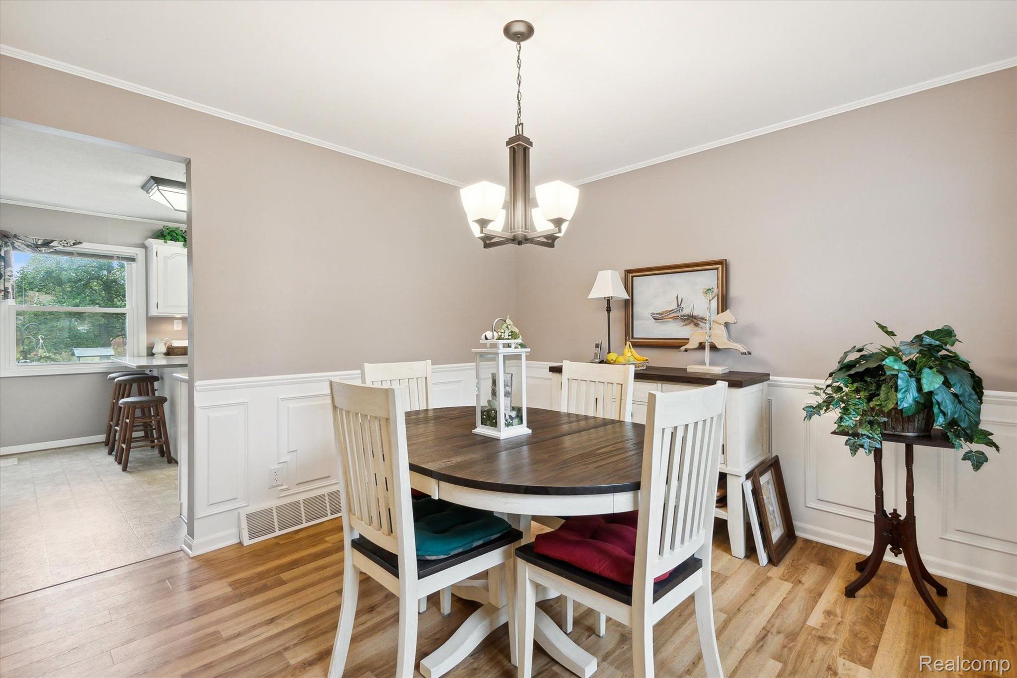 1469 Swarthout Road Pinckney, MI 48169 - Photo 11 of 43 Dining Room