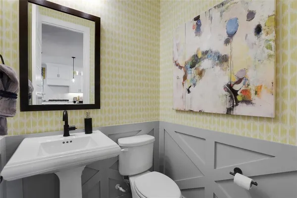 $2,750 | 1926 McClane Drive, Allen, TX 75013