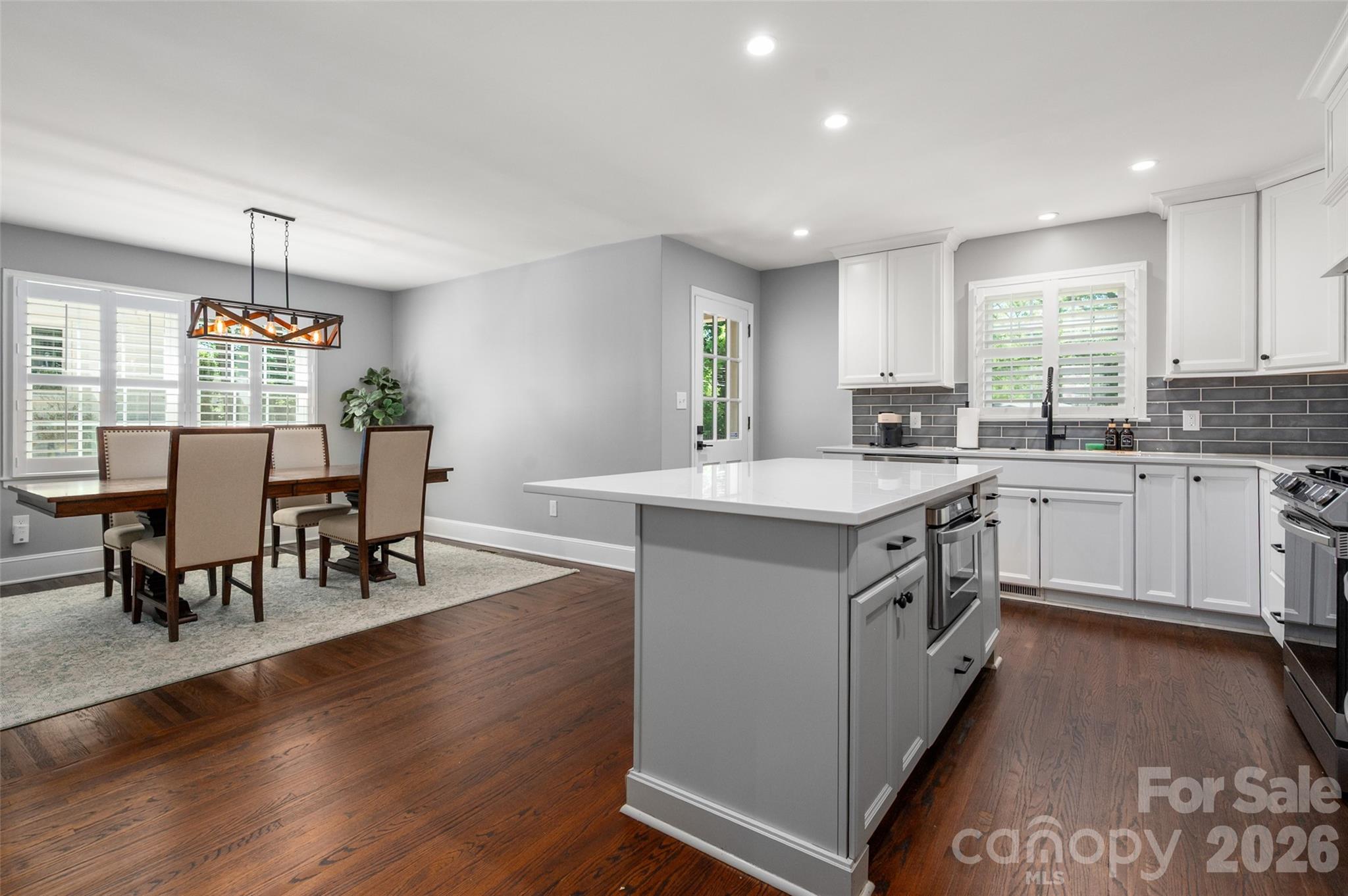 651 Sandridge Road Charlotte, NC 28210 - Photo 12 of 36 Gallery Image 12