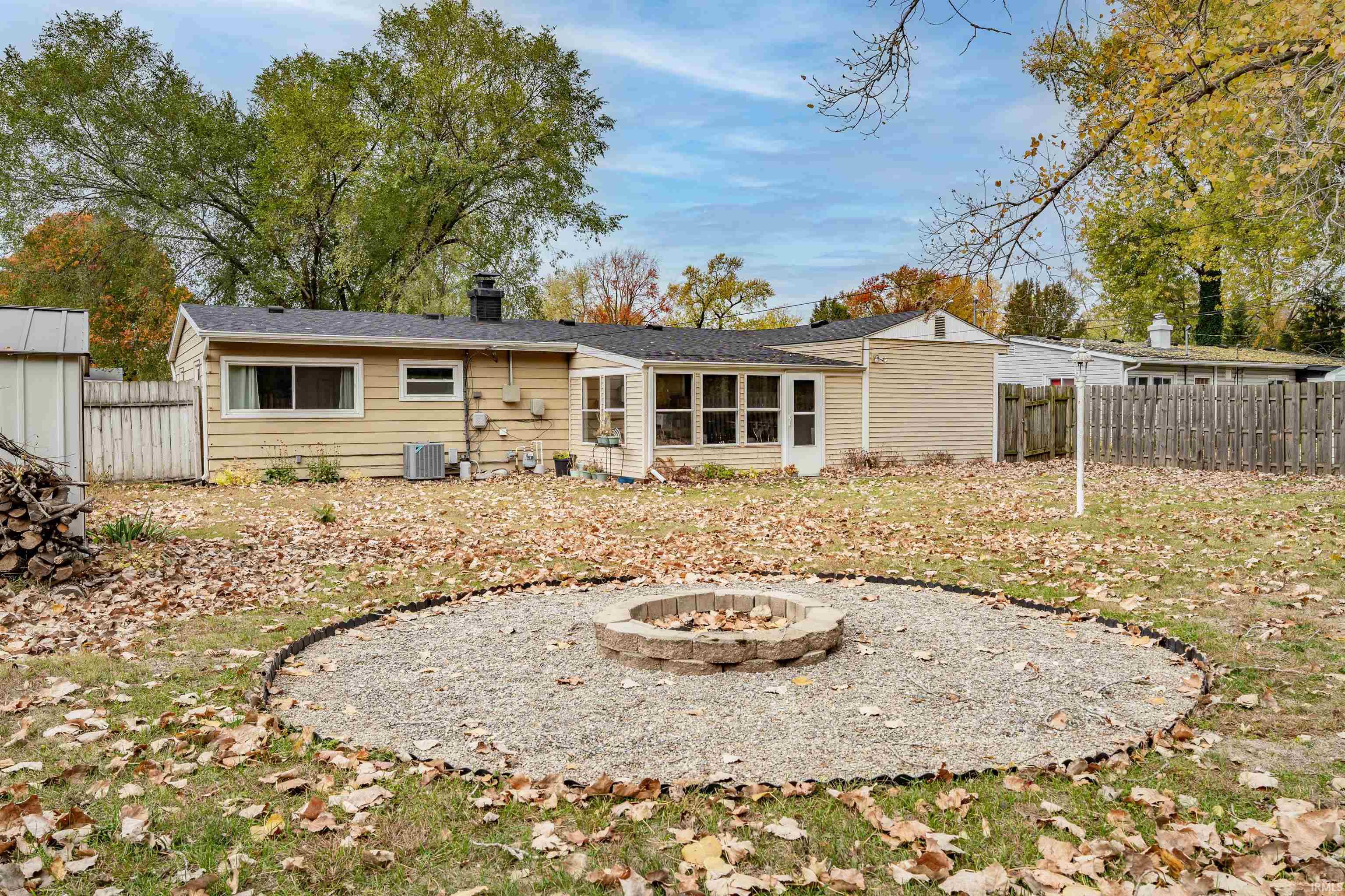 5521 Kimberley Road Fort Wayne, IN 46809 - Photo 1 of 25 Gallery Image 1