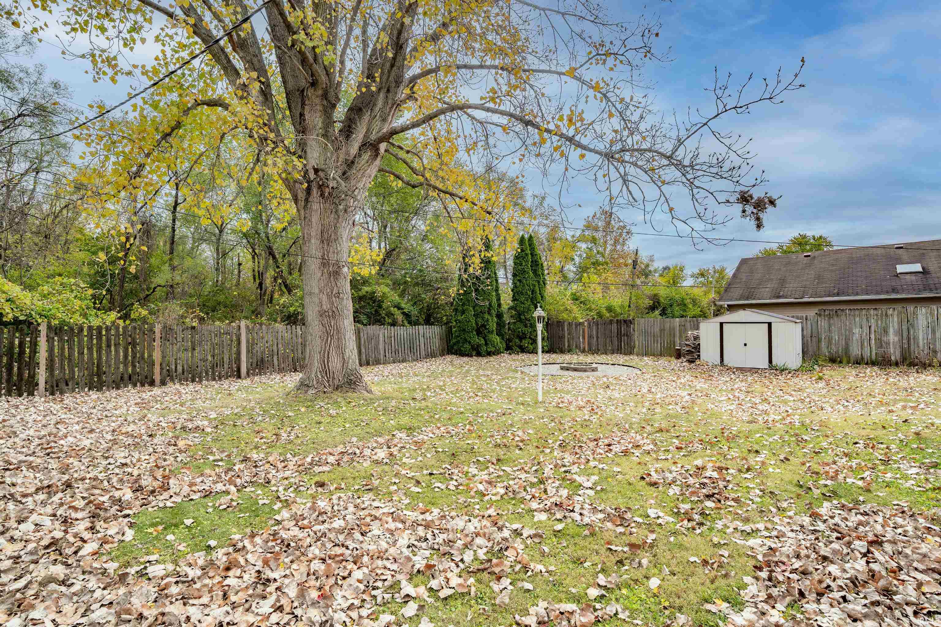 5521 Kimberley Road Fort Wayne, IN 46809 - Photo 2 of 25 Gallery Image 2