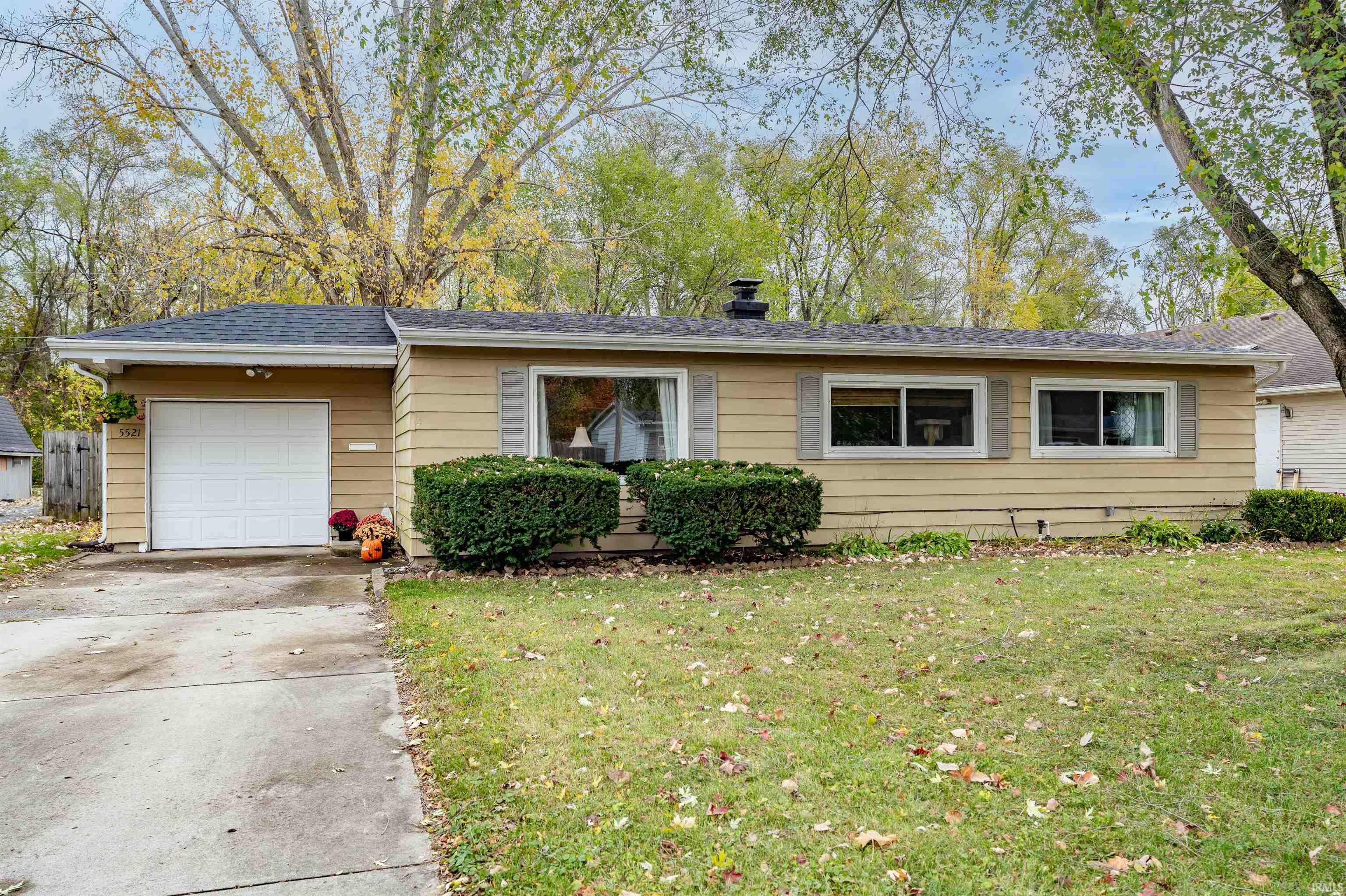5521 Kimberley Road Fort Wayne, IN 46809 - Photo 3 of 25 Gallery Image 3