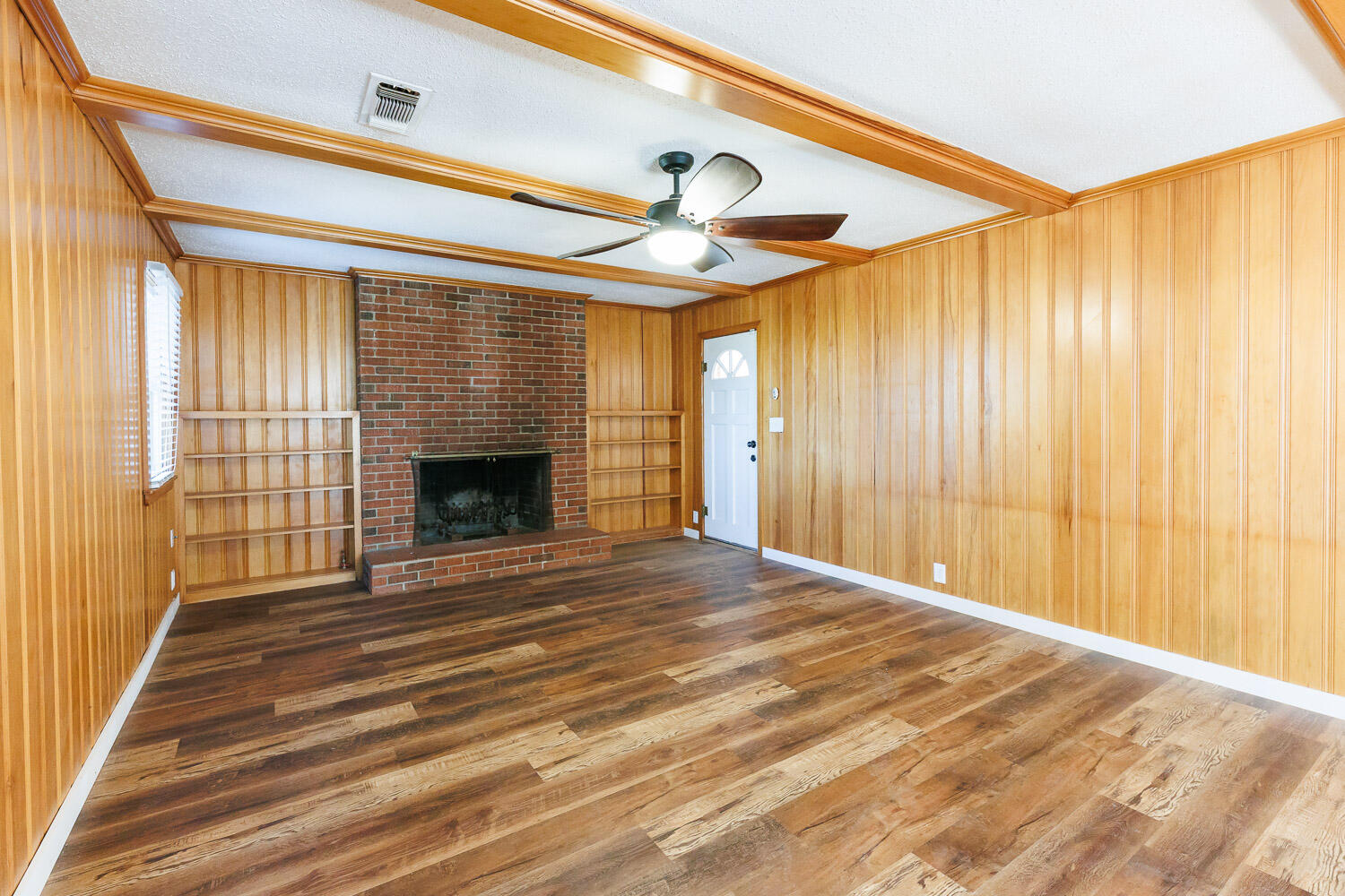 1895 North State Road Lubbock, TX 79407 - Photo 20 of 54 Living Area