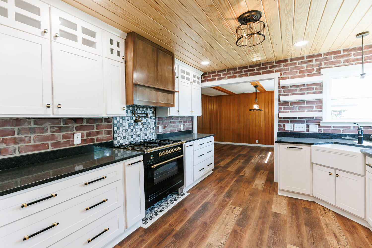 1895 North State Road Lubbock, TX 79407 - Photo 10 of 54 Kitchen