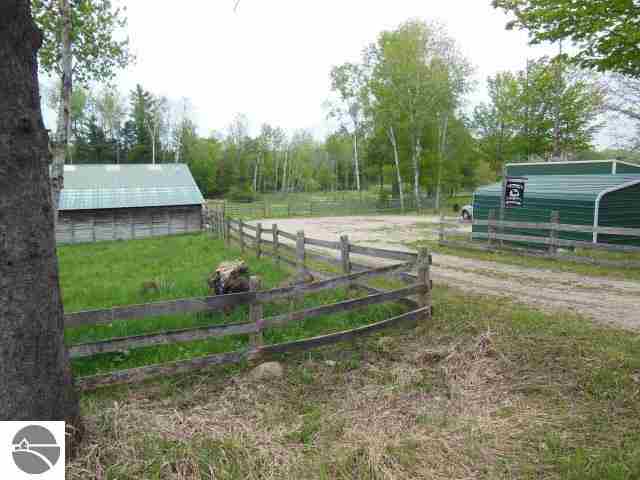 3992 Stover Road Bellaire, MI 49615 - Photo 34 of 45 1745276-33.JPG