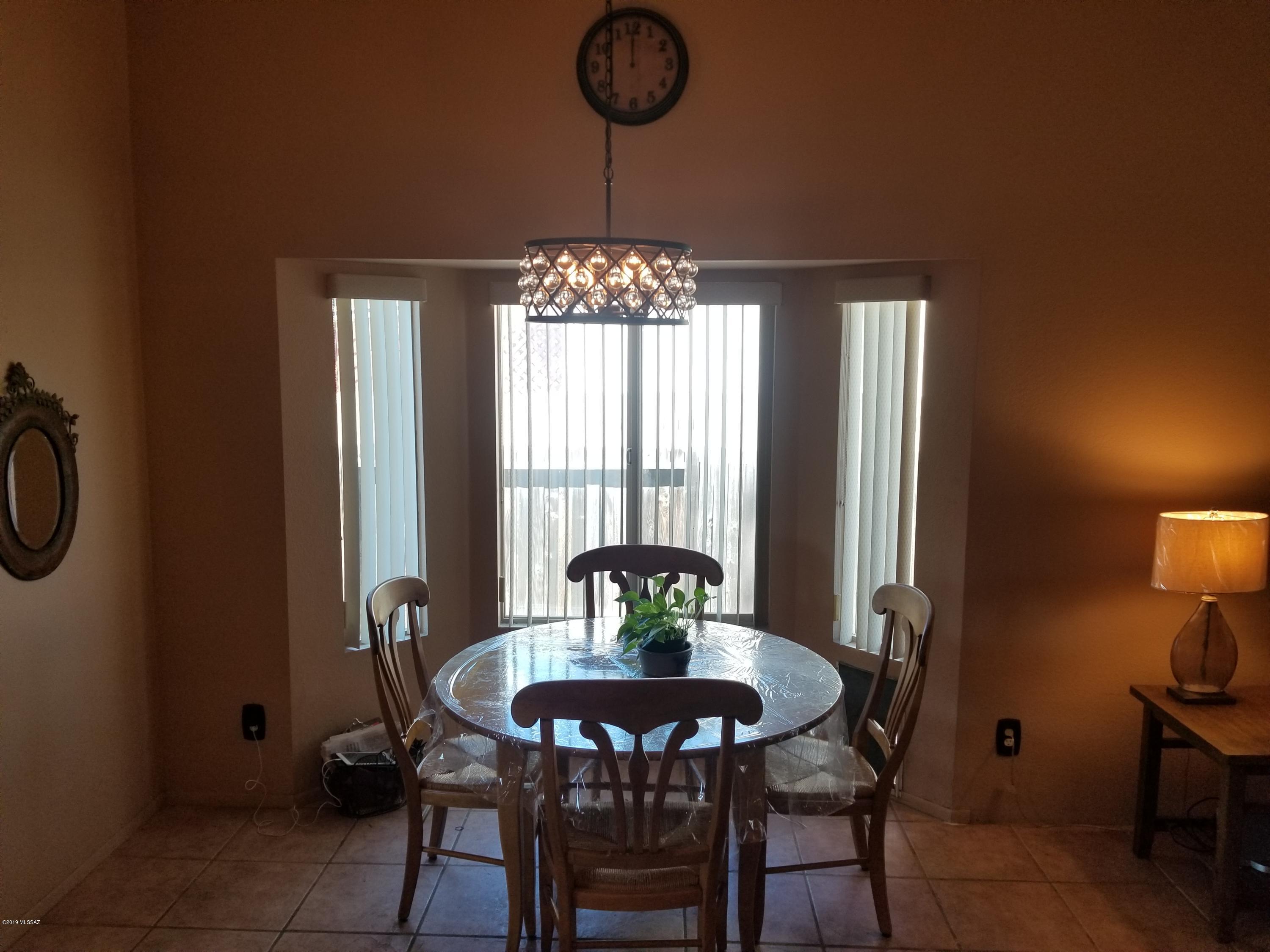 2733 West Sunset Road Tucson, AZ 85741 - Photo 4 of 21