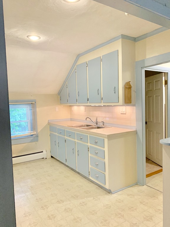 788 State Road Westport, MA 02790 - Photo 12 of 13 Gallery Image 12