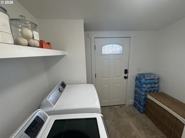 $299,950 | 1735 Northeast 3rd Place, Hermiston, OR 97838