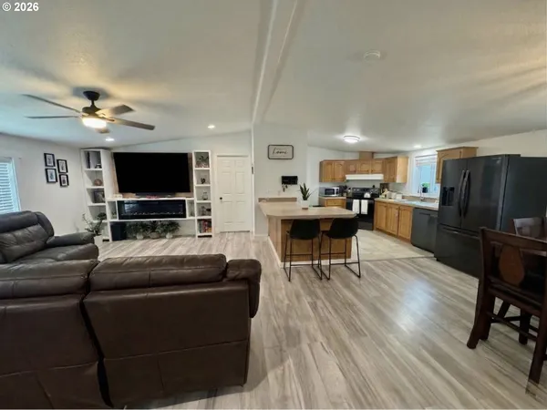 $299,950 | 1735 Northeast 3rd Place, Hermiston, OR 97838