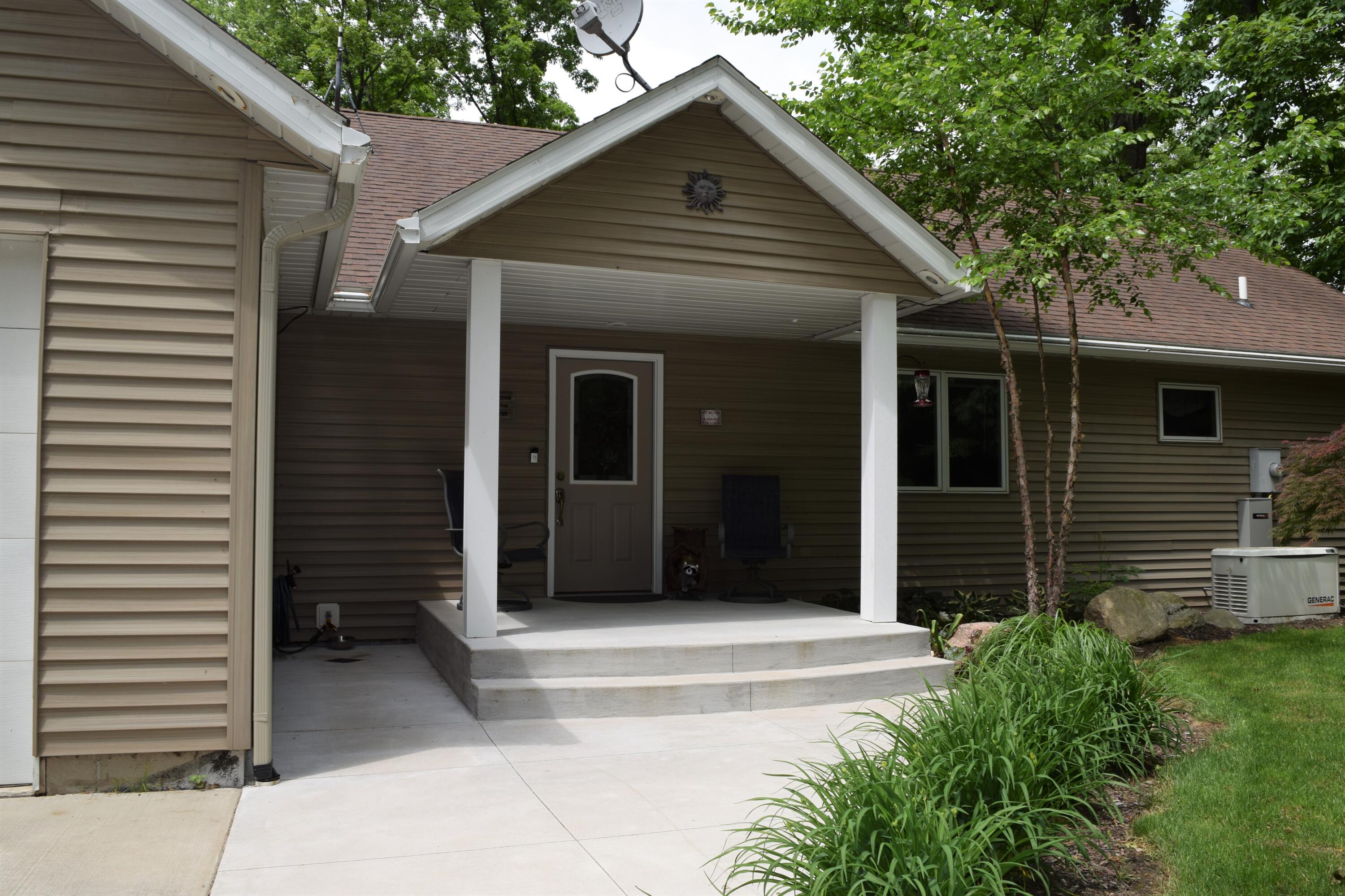 9694 Krupp Road Belding, MI 48809 - Photo 1 of 40 DSC_0577