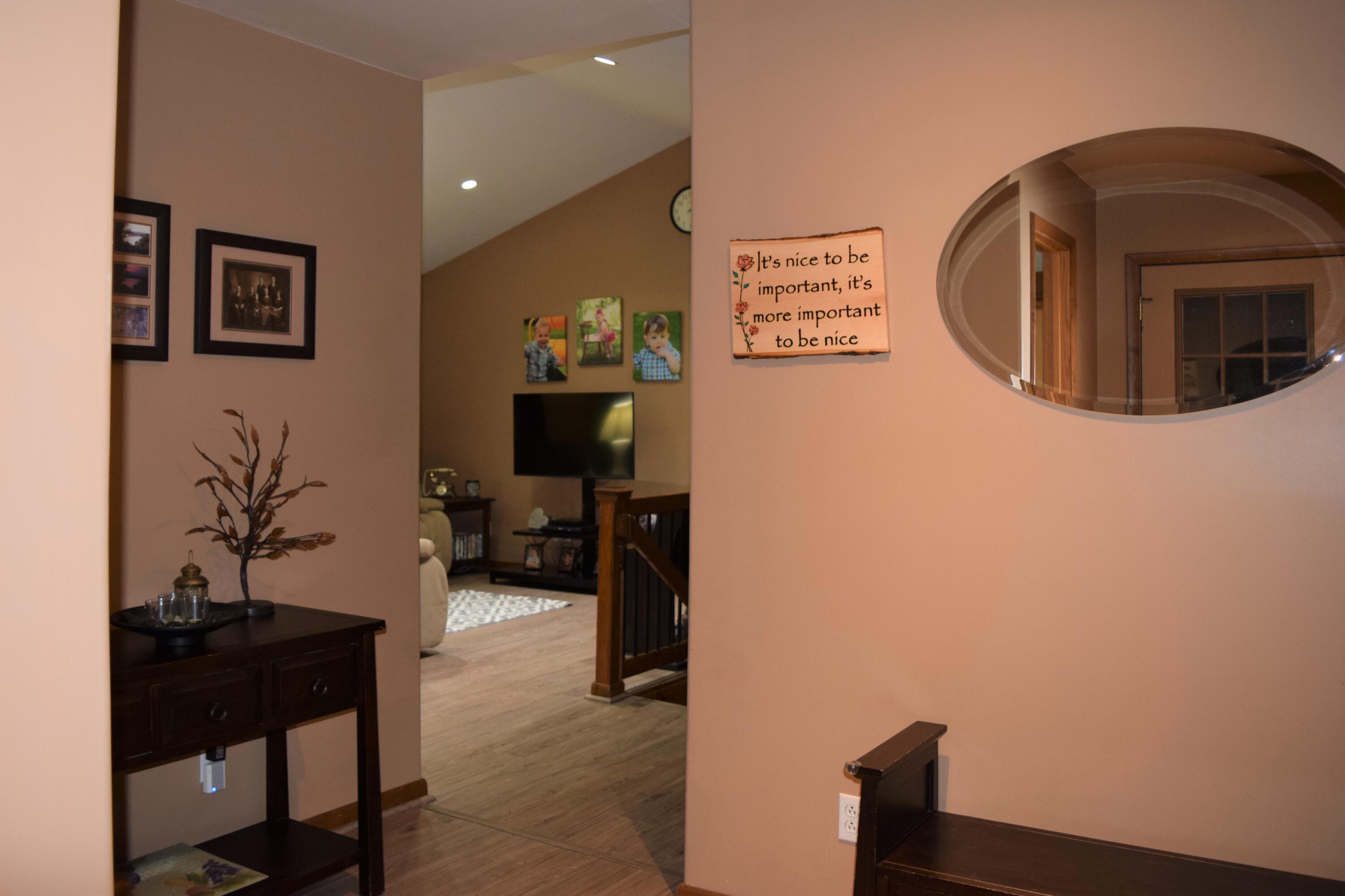9694 Krupp Road Belding, MI 48809 - Photo 3 of 40 DSC_0540