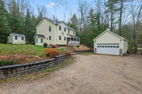 $599,000 | 10 Landsdown Lane, Conway, NH 03818