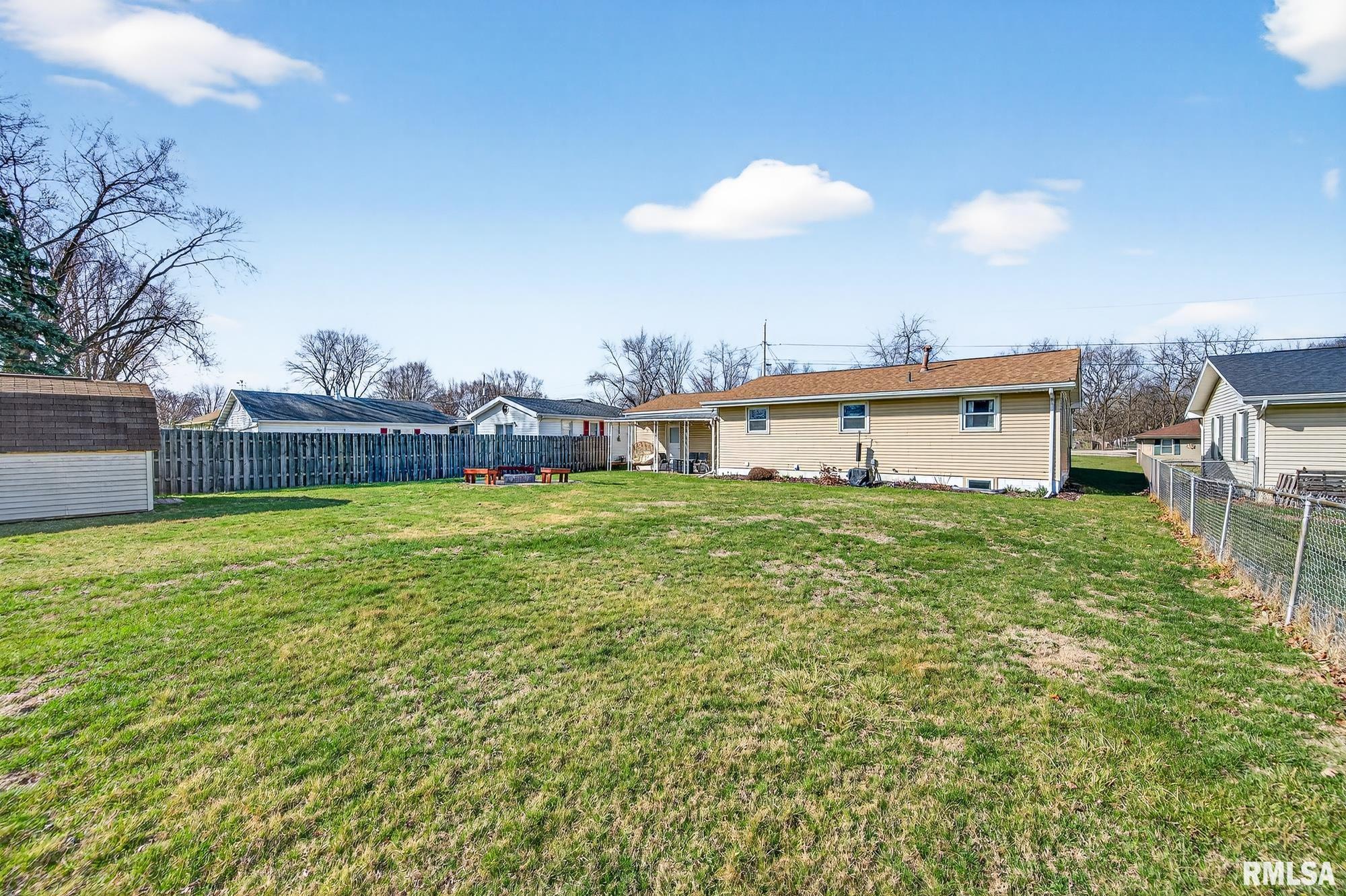 310 Sherwood Park Road Washington, IL 61571 - Photo 30 of 41