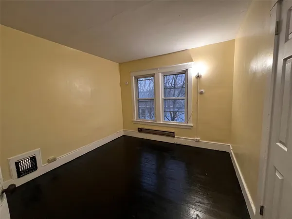 $1,500 | 155 Willow Street, Unit 2, Johnson City, NY 13790