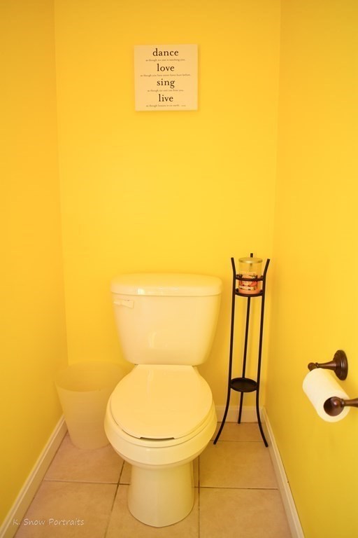 6 Honeysuckle Road Worcester, MA 01607 - Photo 13 of 26