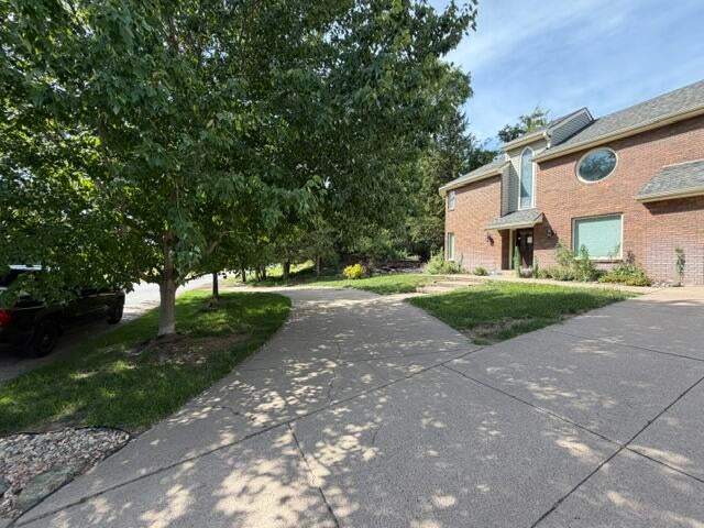 44 Ginger Woods Road Valley, NE 68064 - Photo 2 of 22 Gallery Image 2
