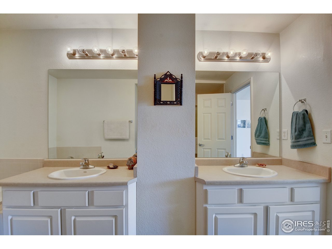4222 Riley Drive Longmont, CO 80503 - Photo 26 of 40 Dual vanities.