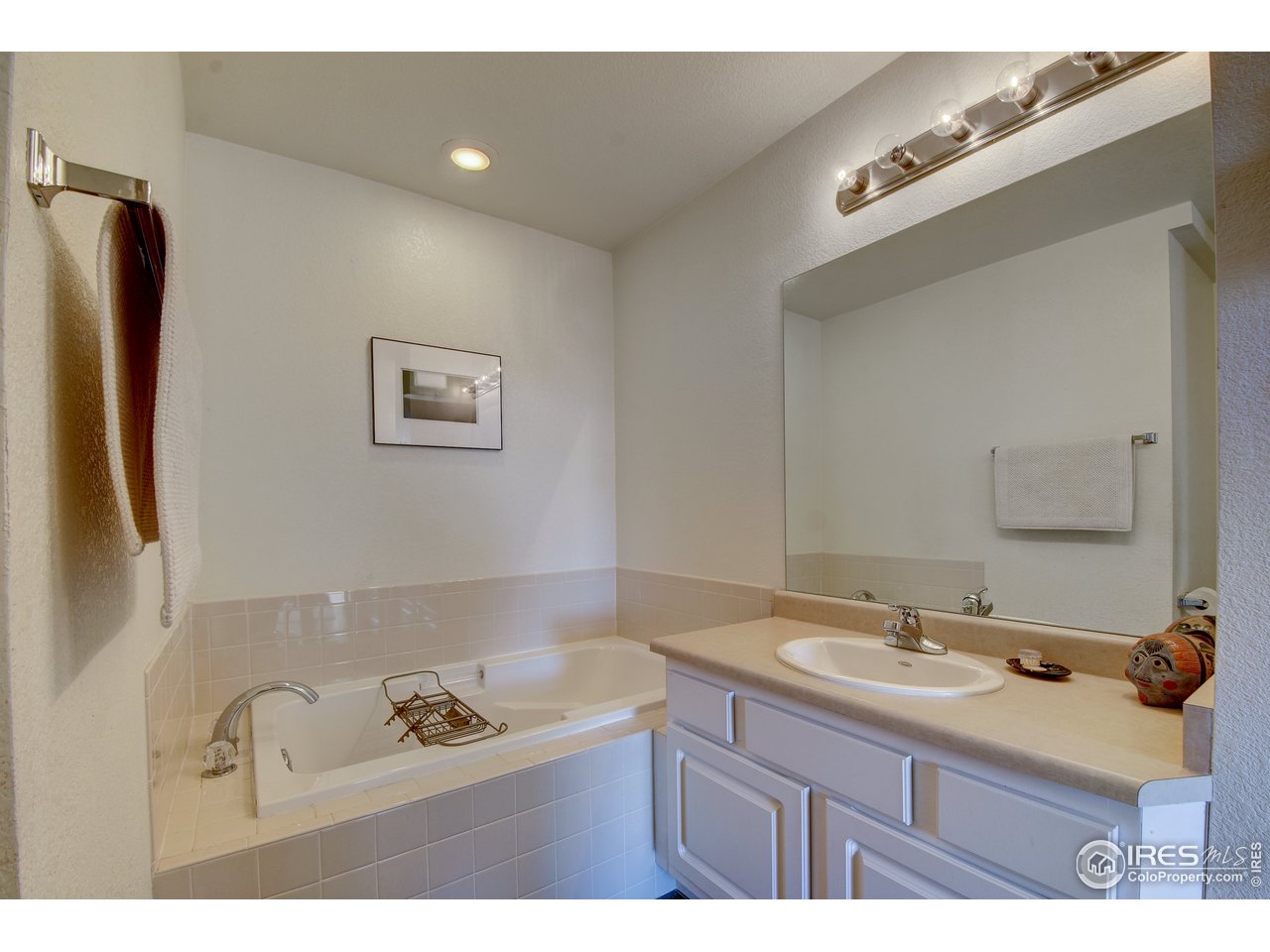 4222 Riley Drive Longmont, CO 80503 - Photo 27 of 40 Separate shower not shown.