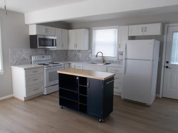 $1,050 | 208 A Grandview Drive, Old Hickory, TN 37138