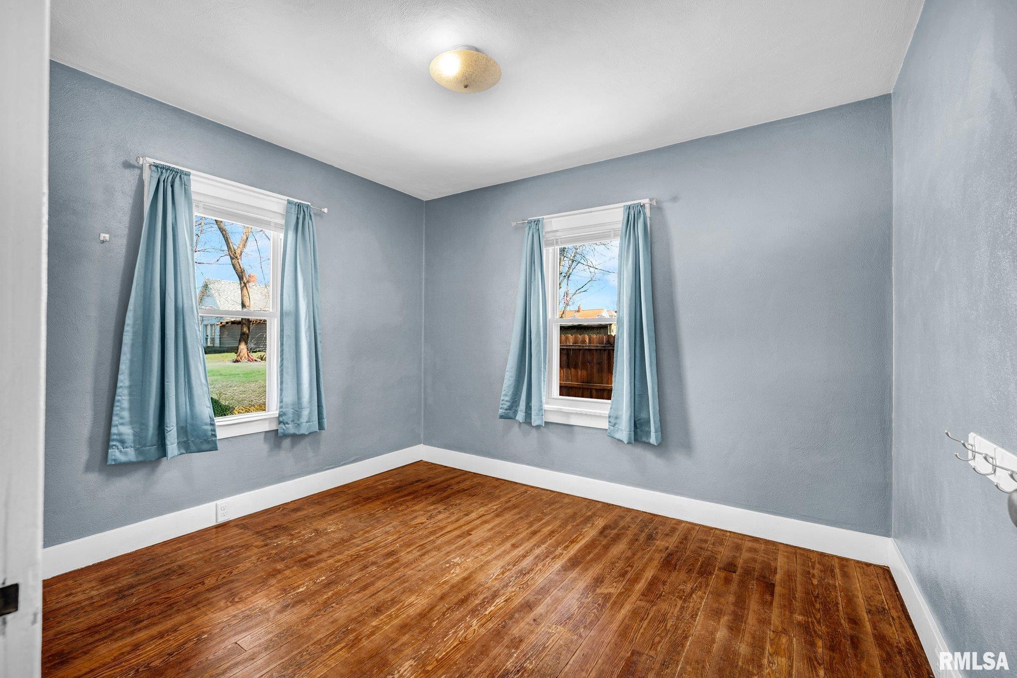 806 South 3rd Street Pekin, IL 61554 - Photo 13 of 27