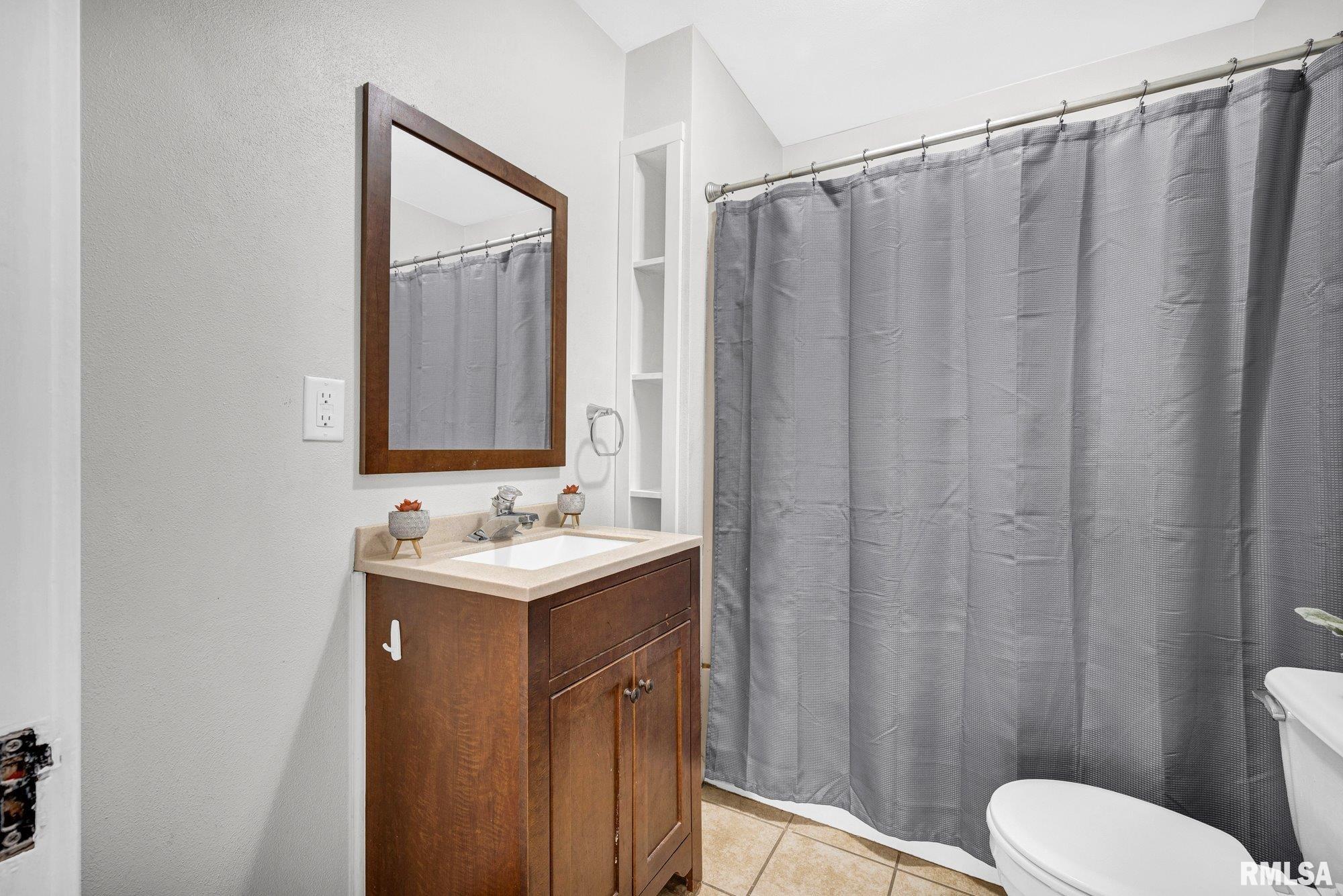 806 South 3rd Street Pekin, IL 61554 - Photo 15 of 27