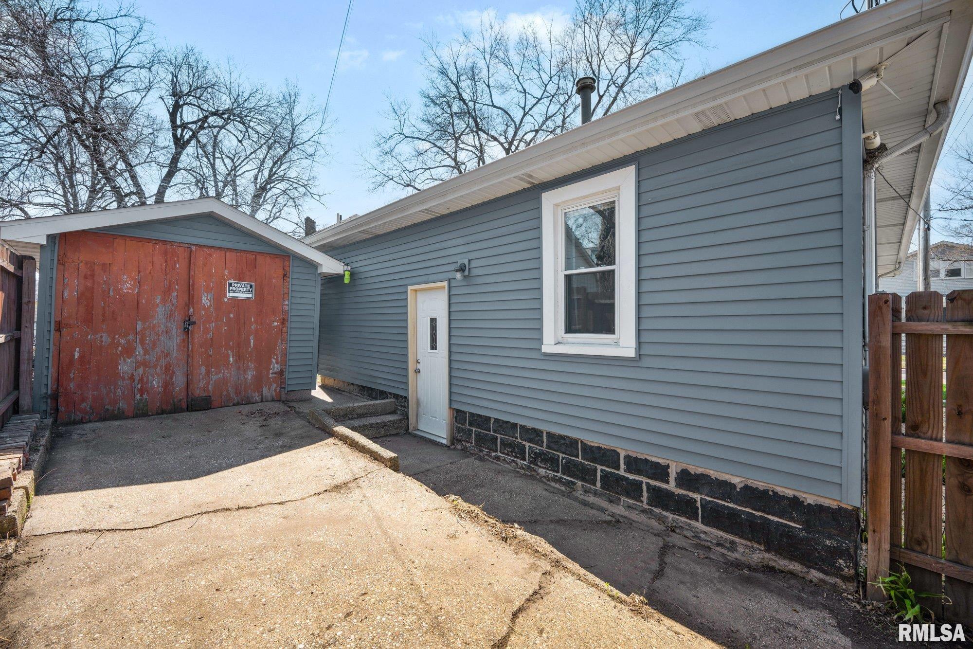 806 South 3rd Street Pekin, IL 61554 - Photo 22 of 27
