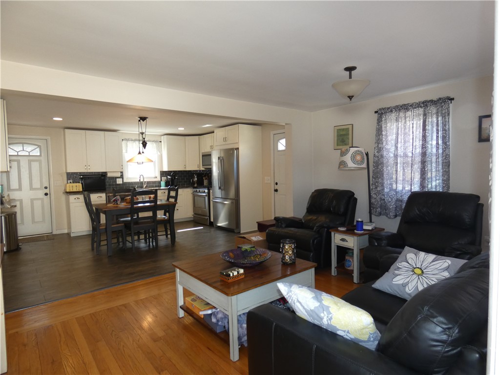 6 Dodd Street Coventry, RI 02816 - Photo 6 of 20 Gallery Image 6